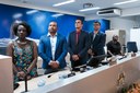 (à esq.) Lúcia Vera de Lima, Diretora Cultural do Chico Rei Clube; Fernando Henrique dos Santos, Secretário de Esportes; Ver. Douglas Eduardo de Sousa, Presidente da Câmara Municipal, Ver. Kleber Silva, 1º Secretário e Sra Maria Augusta Clementino, Presidente do COMPIRÉ.