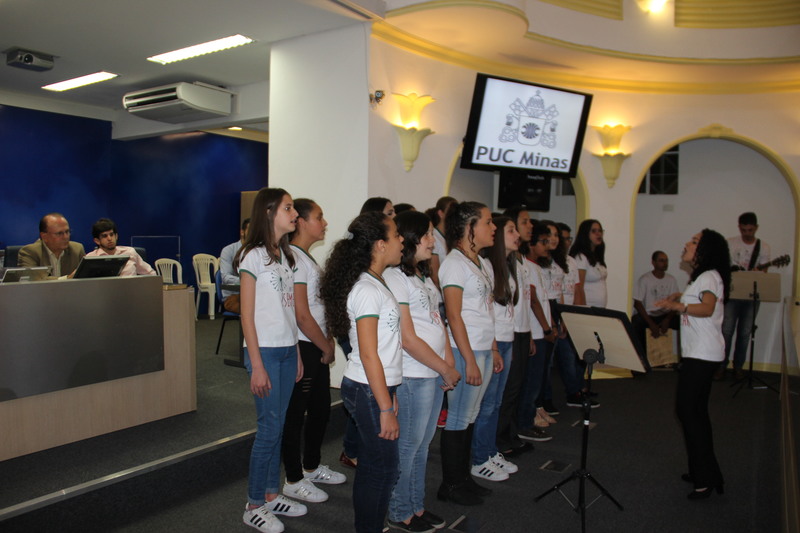 Homenagem aos 20 anos do campus da PUC em Poços de Caldas