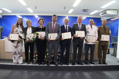 Sessão Solene de entrega de Títulos de Cidadania-2017