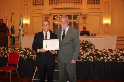 Sessão Solene de entrega de Títulos de Cidadania, diploma de Honra ao Mérito e Mérito Profissional