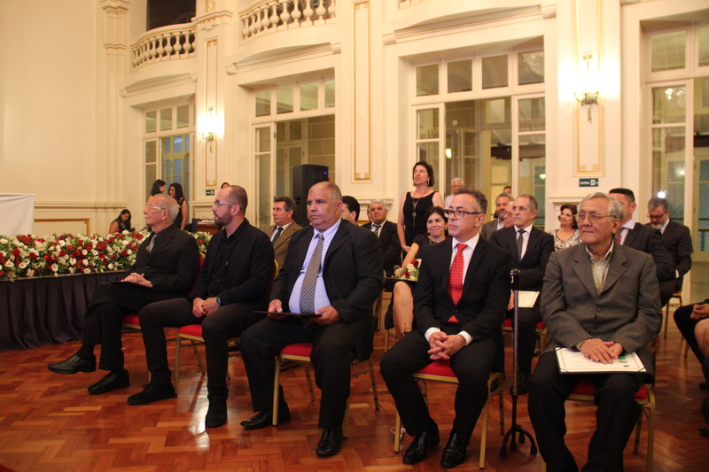 Sessão Solene de entrega de Títulos de Cidadania, diploma de Honra ao Mérito e Mérito Profissional