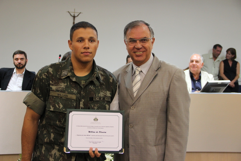 Solenidade de entrega do "Diploma Valor Militar" 2013