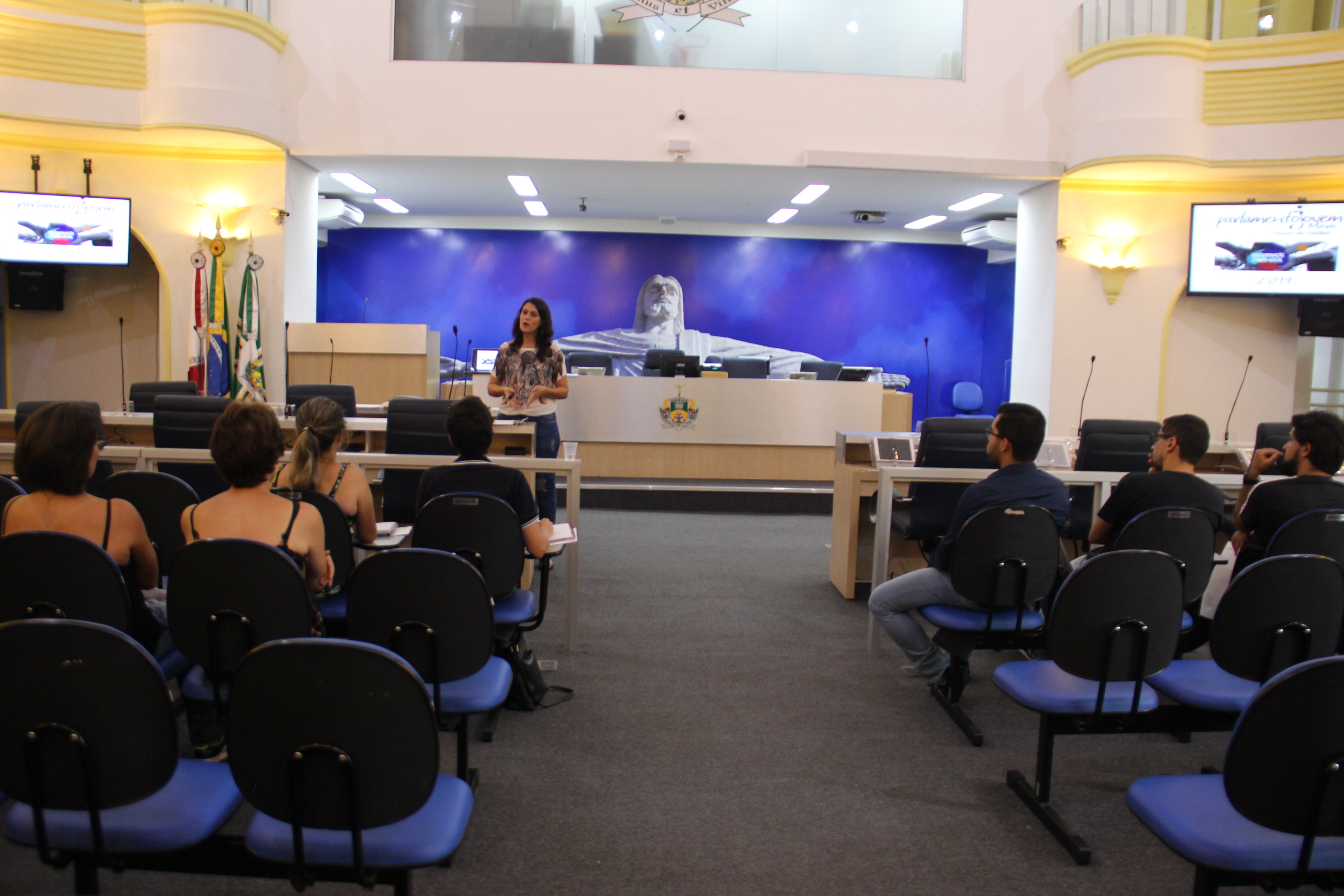 Encontro com professores marca início do Parlamento Jovem na Câmara de Poços