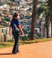 Luzia Martins defende incentivo às comunidades que cuidam e zelam pelos espaços públicos