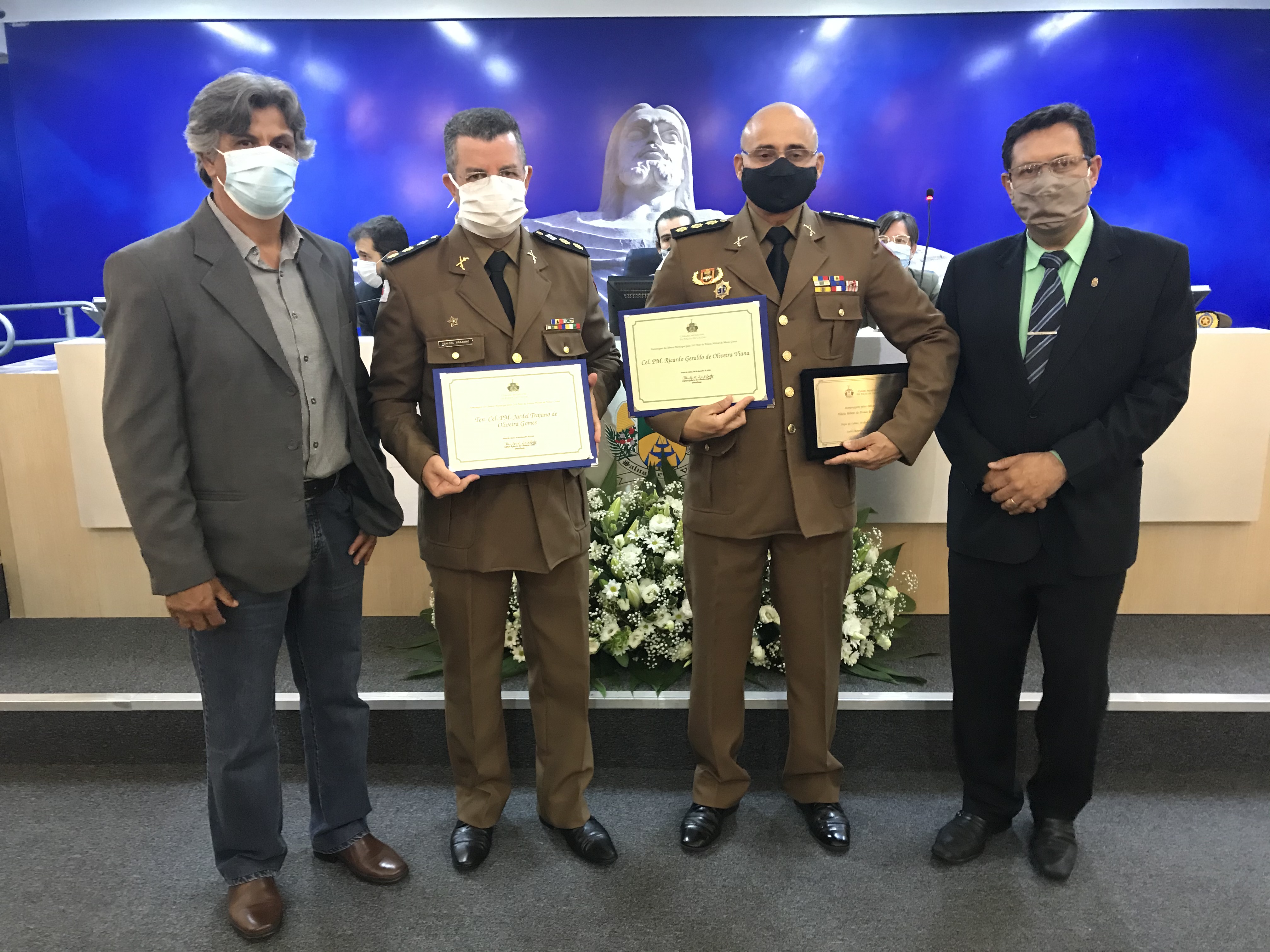 Polícia Militar recebe homenagem dos vereadores