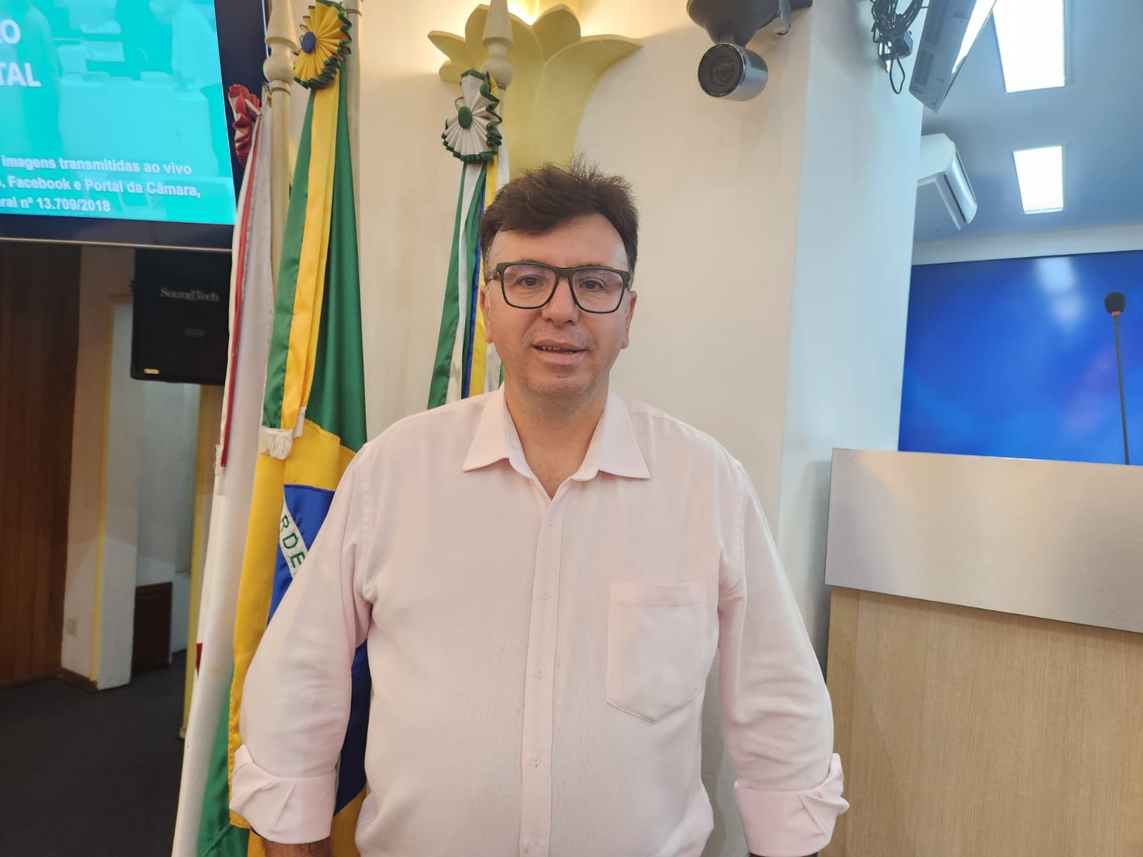 Vereador Kleber Silva cobra informações sobre problemas estruturais na unidade da ESF São José