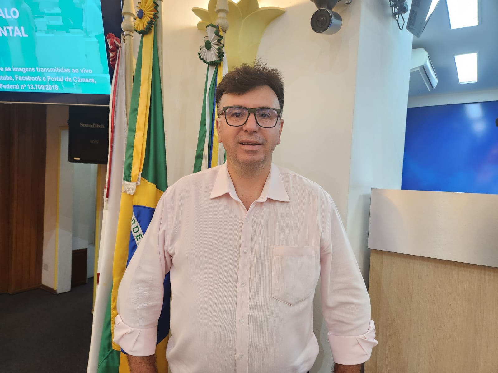 Vereador Kleber Silva solicita informações sobre segurança nas escolas do município